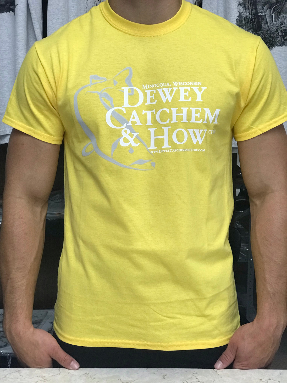 T-shirt - Walleye on the Rocks - SolarTrans™ – Dewey Catchem & How